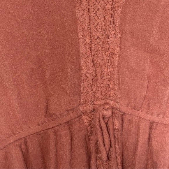 coral lace dress - Picture 3 of 4